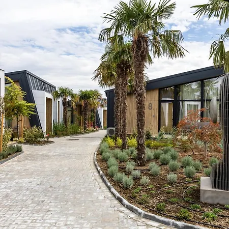 Terme Di Hissar Village Camping *