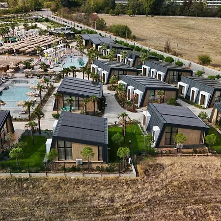 Terme Di Hissar Village Camping